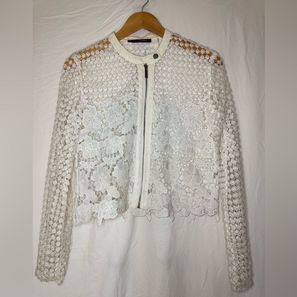 Dolce Cabo White Lace Blazer with Stand-Up Collar